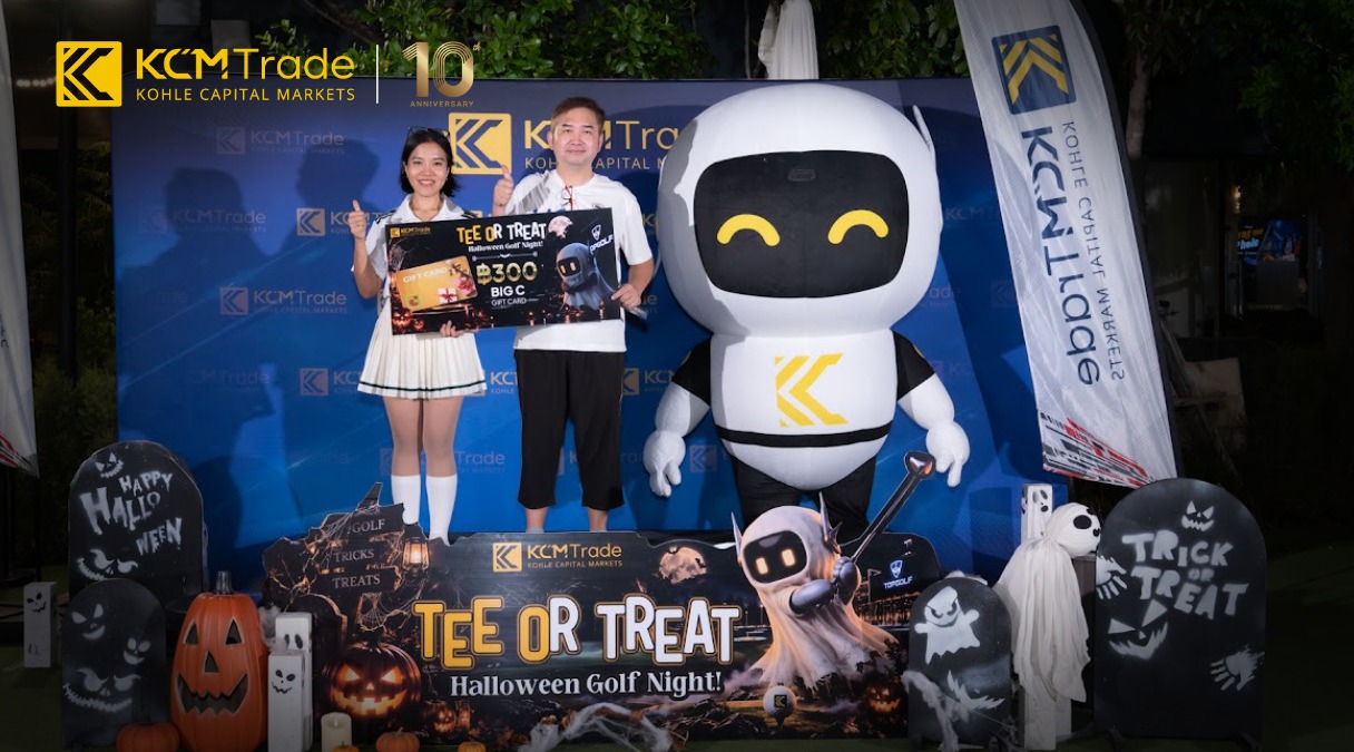 KCM Trade Halloween Golf Night